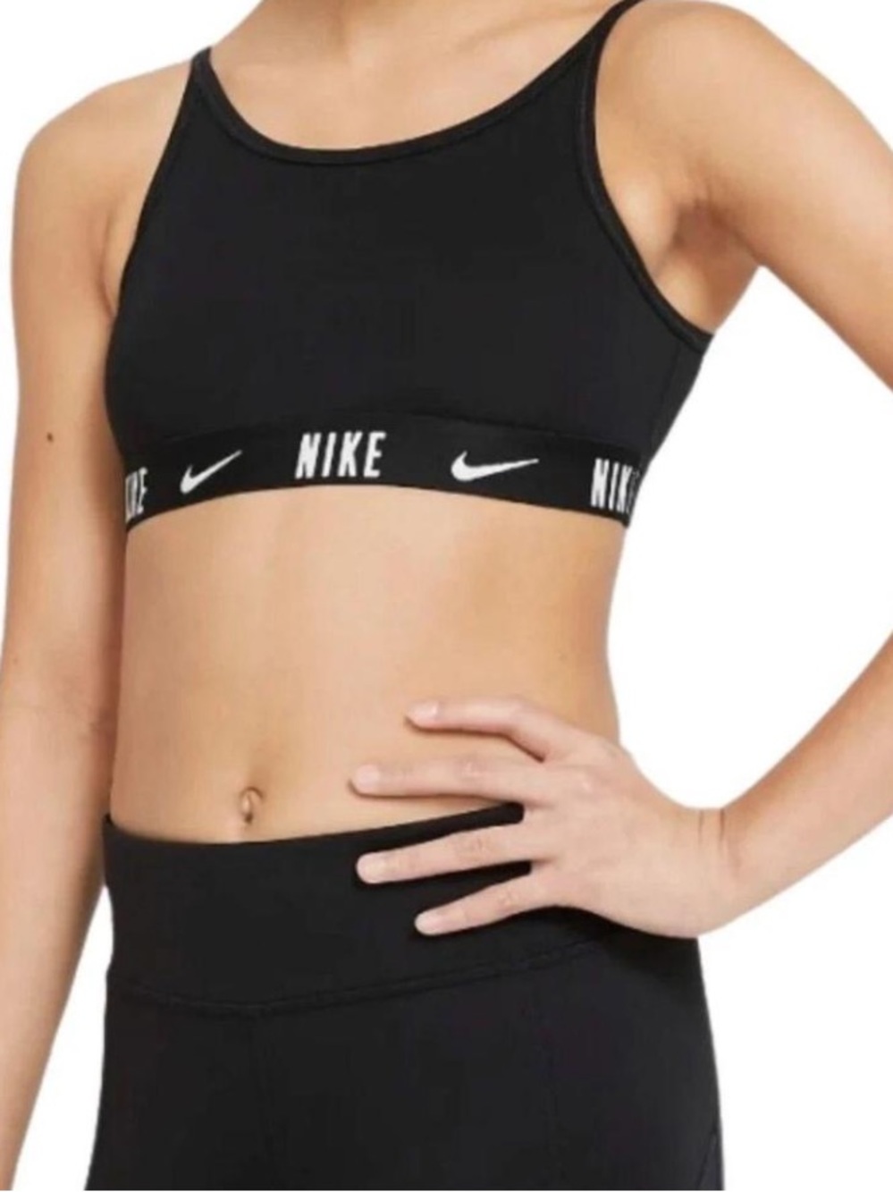 Nike girl sports bra size S (7/8)